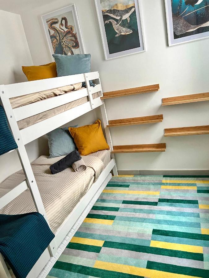 A Brand New 60m From The Ocean :) Apartamento