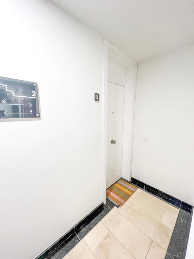 A Brand New 60m From The Ocean :) Appartement
